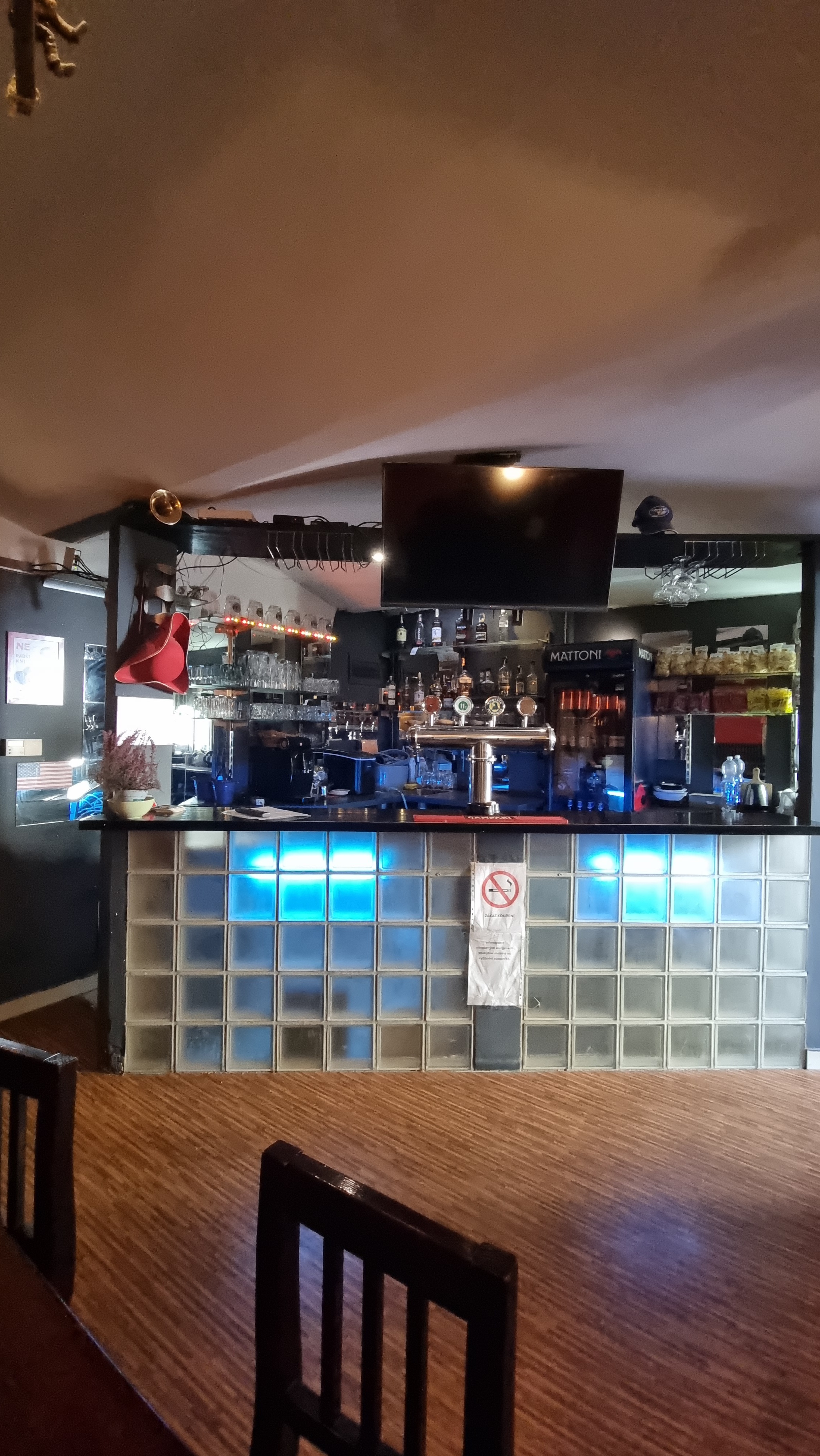 Bar/restaurace, ul. Durďákova, Brno.