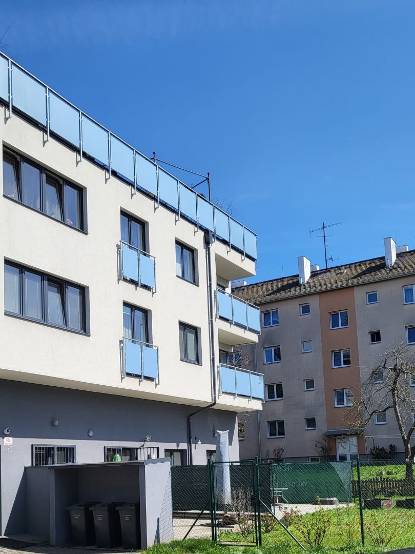 Prodej bytu 2+kk, 66m2 s balkonem 5 m2, Brno, ul. Svatoplukova